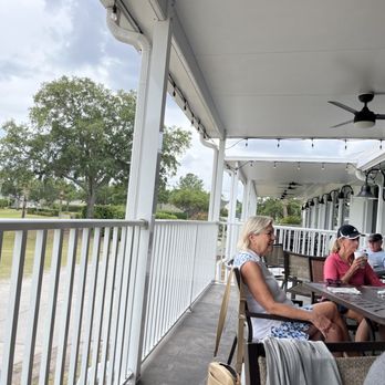 Mulligan's Irish Pub - Outside patio - Irish Pub Near Me - Land O' Lakes, Florida