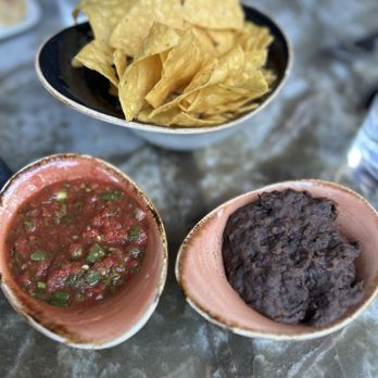 Caló Kitchen + Tequila - Chips, salsa, beans - Cocktail Bars Near Me - Costa Mesa, California