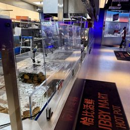Live Seafood area Live Seafood area