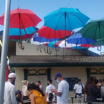 Meadowlark Dairy - Shade for the wait line - Ice Cream & Frozen Yogurt Near Me - Pleasanton, California Meadowlark Dairy - Shade for the wait line - Ice Cream & Frozen Yogurt Near Me - Pleasanton, California