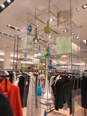 Neiman Marcus by null