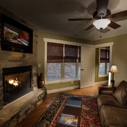 Asheville Cottages - The Maple Cottage