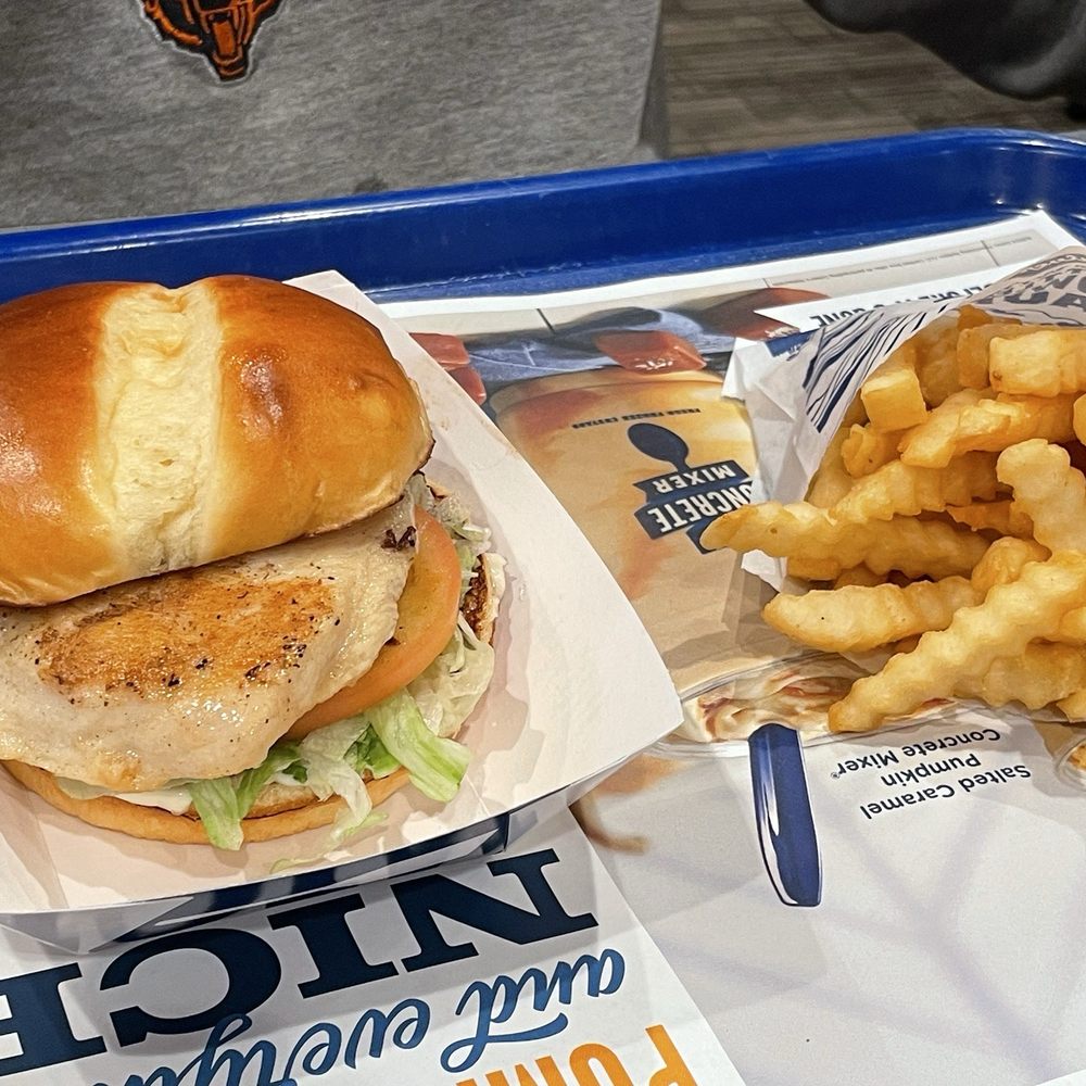 Culver's - Grilled chicken - Burgers Near Me - Addison, Illinois Culver's - Grilled chicken - Burgers Near Me - Addison, Illinois