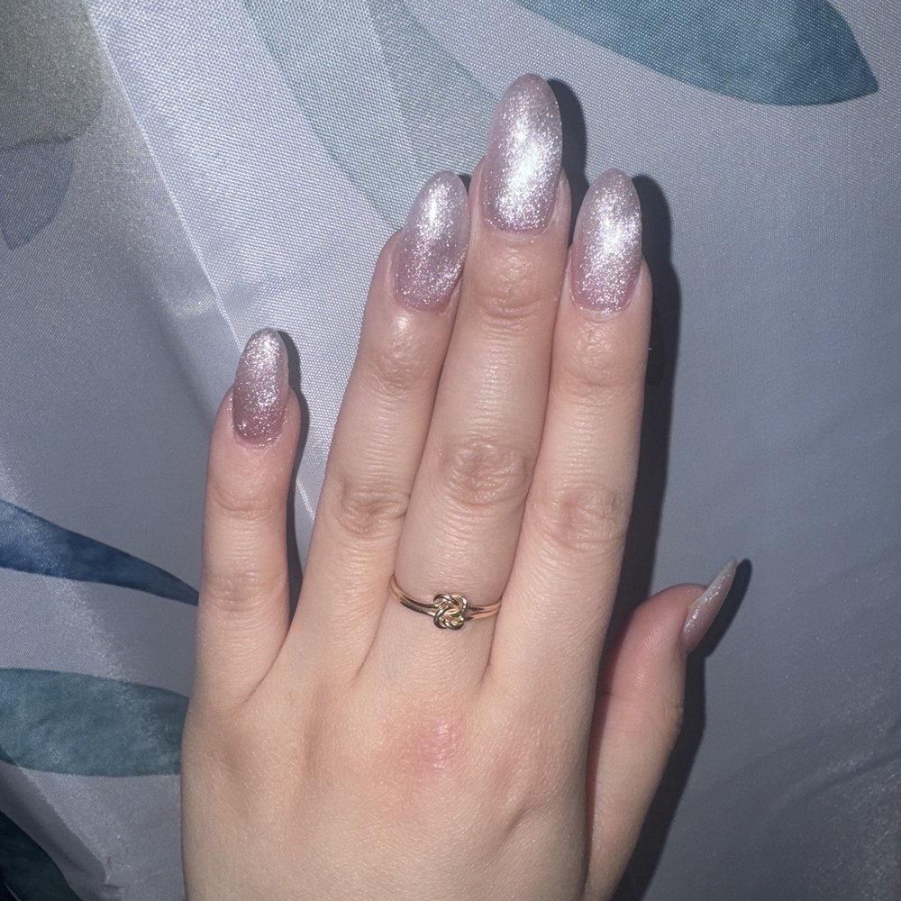 Uptown Nails - Shellac bubblegum cateye - Nail Salons Near Me - Issaquah, Washington