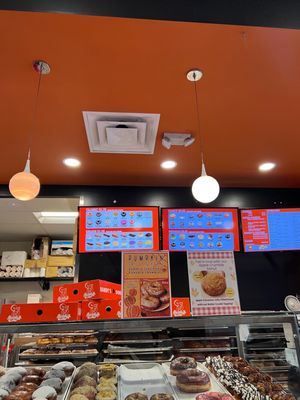 Randy's Donuts by null