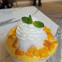 Mango bingsu