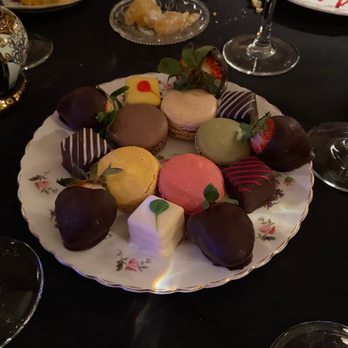 Lady Mendl's Tea Salon - Chocolate strawberries - Tea Rooms Near Me - New York, New York Lady Mendl's Tea Salon - Chocolate strawberries - Tea Rooms Near Me - New York, New York