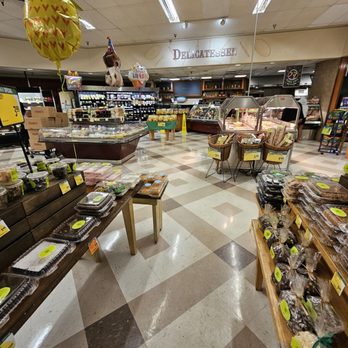 Foodland - Deli area - Grocery Near Me - Waipahu, Hawaii Foodland - Deli area - Grocery Near Me - Waipahu, Hawaii