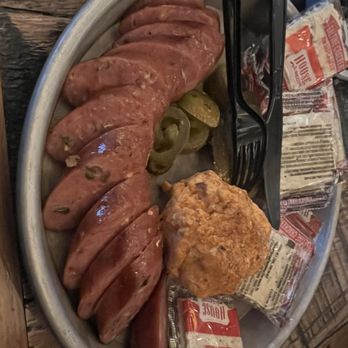 Edley's Bar-B-Que - Sausage App - Barbeque Near Me - Nashville, Tennessee Edley's Bar-B-Que - Sausage App - Barbeque Near Me - Nashville, Tennessee