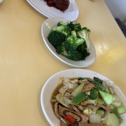 5. BBQ Drum Sticks / Đùi Gà Chạy Chiên (3 Pcs), steamed broccoli, 47. 46. Lemongrass Tofu and Mixed Vegetable / Đậu Hủ Xả Xào Rau 5. BBQ Drum Sticks / Đùi Gà Chạy Chiên (3 Pcs), steamed broccoli, 47. 46. Lemongrass Tofu and Mixed Vegetable / Đậu Hủ Xả Xào Rau