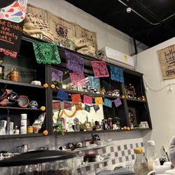 Encuentros Cafe