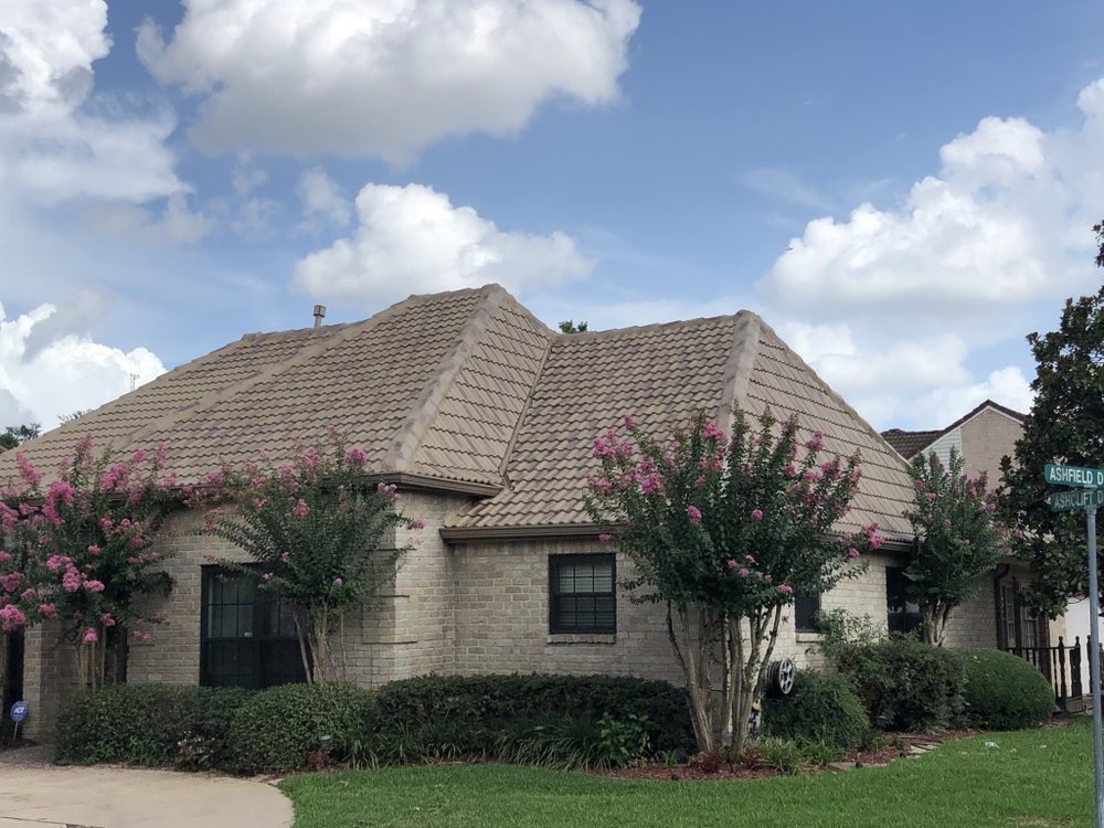 Slide of Quality Tile Roof