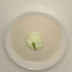 Le Manoir - セロリのアミュズブッシュ