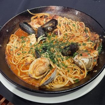 Valeria - Linguine pescatore - Pizza Near Me - Boerne, Texas Valeria - Linguine pescatore - Pizza Near Me - Boerne, Texas