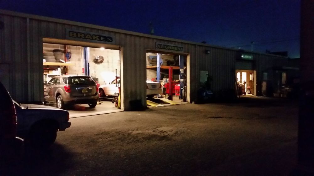 Stage 1 Auto Care, Salinas Roadtrippers