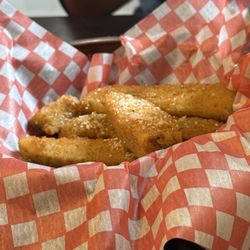 lil' Peppinos - Fried pickle spears