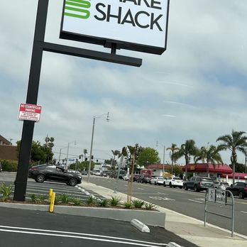 Shake Shack Costa Mesa - Burgers Near Me - Costa Mesa, California Shake Shack Costa Mesa - Burgers Near Me - Costa Mesa, California