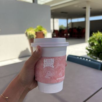 Olive Grove Cafe - Matcha latte - Coffee & Tea Near Me - Irvine, California