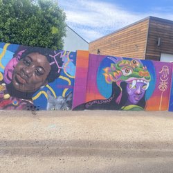 Oak Street Murals