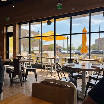 True Food Kitchen - Inside - New American Near Me - Oakbrook, Illinois