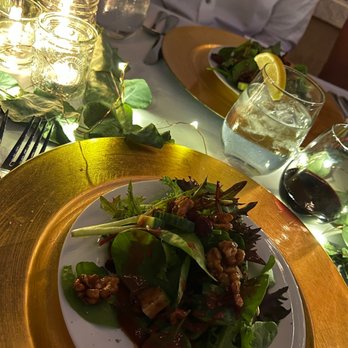 Private Chef Services- Orange County - Spring mix salad with candied walnuts, dried cranberries, English cucumber and raspberry balsamic vinaigrette - Personal Chefs Near Me