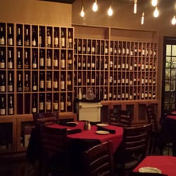 Patagonia Grill & Cafe - Awesome wine selection