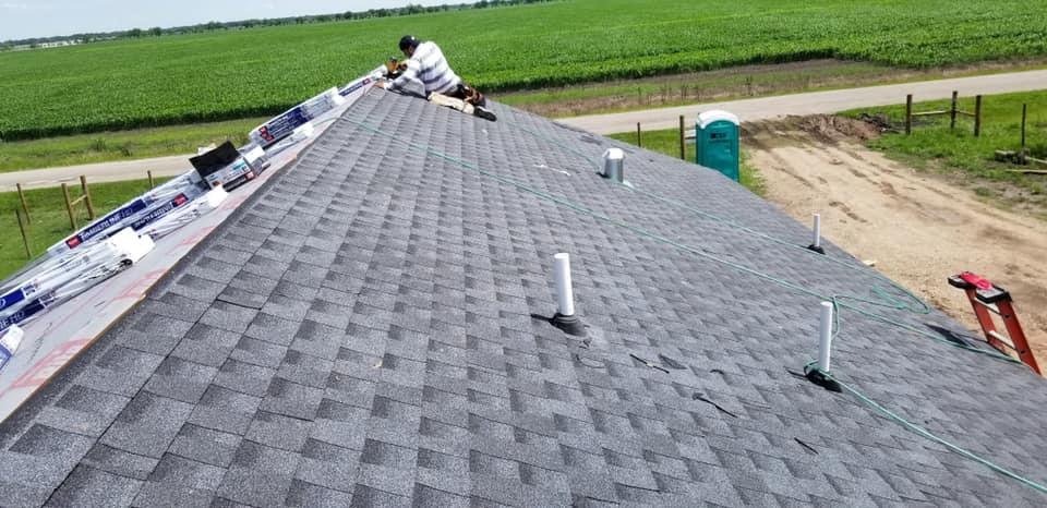 Slide of Tejas Paving and More Construction