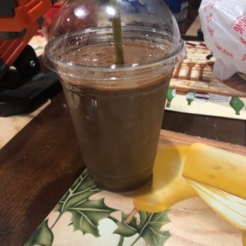 Evergreen Cafe and Gyros - Smiley Sunrise smoothie - Cafes Near Me - Olympia, Washington