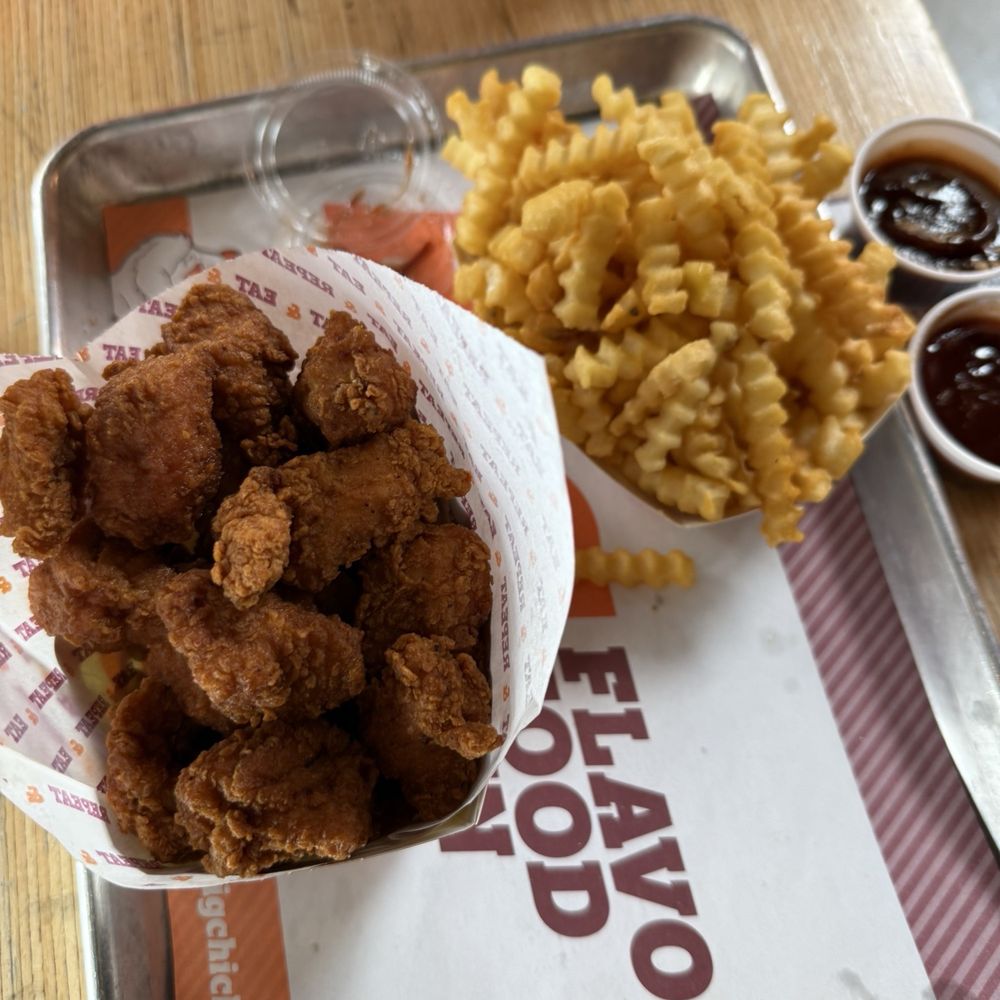 Big Chicken - Nuggets (Combo) - Chicken Shop Near Me - Las Vegas, Nevada