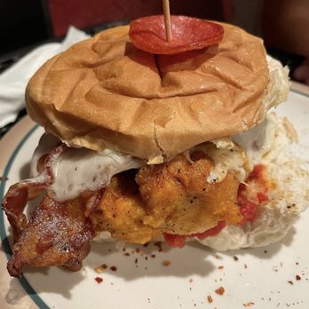 CARL’S TAVERN - Updated March 2026 - 82 Photos & 89 Reviews - 3386 ...