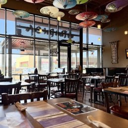 View of back to front of Thai Pot. View of back to front of Thai Pot.