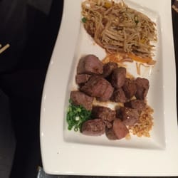 Restaurant Sayori - Lamm und Sojasprossen vom Teppan Yaki Koch frisch zubereitet