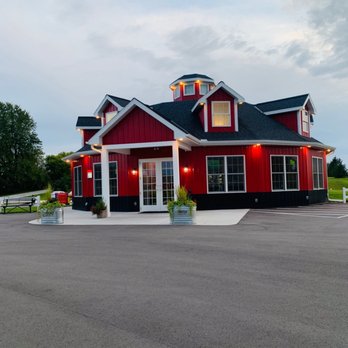 Homestead Kitchen & Tap - What a cute place! - New American Near Me - Algoma, Wisconsin