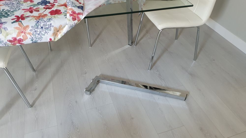 DANI’S FURNITURE Updated October 2024 1050 Douglas Avenue