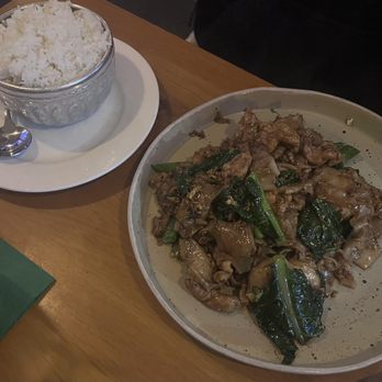 Fern Thai on Main - Thai Near Me - Bellevue, Washington Fern Thai on Main - Thai Near Me - Bellevue, Washington