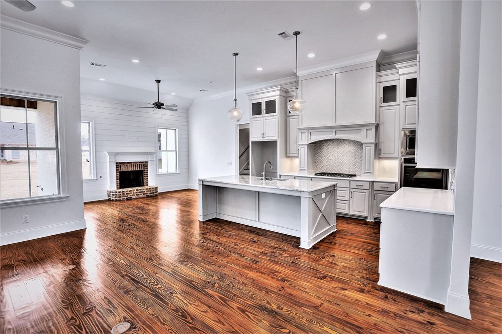 TERRAMARK REAL ESTATE Updated October 2024 10 Photos 4775 Old