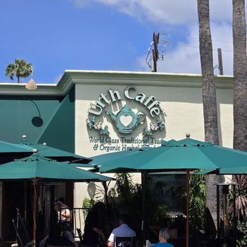 Urth Caffé- Melrose - A familiar icon on this corner of Melrose. I feel so at home here. - Coffee & Tea Near Me - West Hollywood, California