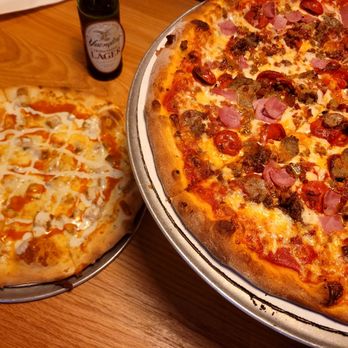 Bronx House Pizza - Pizza Near Me - Lake Mary, Florida Bronx House Pizza - Pizza Near Me - Lake Mary, Florida