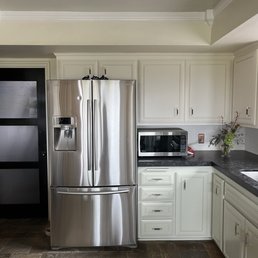Repainted cabinets 10/2022 Repainted cabinets 10/2022