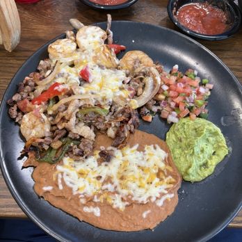 Las Palomas Mexican Grill - Alambres - Mexican Near Me - Overland Park, Kansas