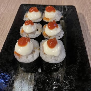 Bleu Bear Sushi - Scallop maki - Sushi Bars Near Me - Bedford, Texas