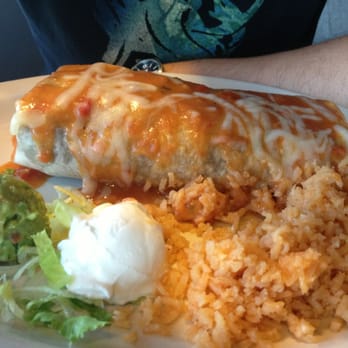 Elvira's Mexican Grill - Carne Asada burrito ($8.99) - Mexican Near Me - Upland, California