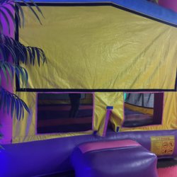 The Party Place & Kids Fun Zone - Bouncy house for bigger kids