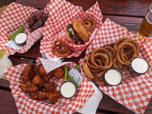 Double Barrel Tavern by null