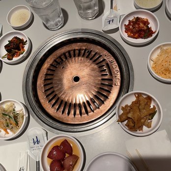 Yakiniku Seoul - The best banchans - Korean Near Me - Honolulu, Hawaii