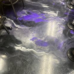 The New Daddy's 10-13 Diner - New floors