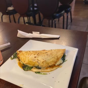 Los Amigos Mexican Restaurant - Spinach Vegetarian Quesadilla - Mexican Near Me - Hagerstown, Maryland Los Amigos Mexican Restaurant - Spinach Vegetarian Quesadilla - Mexican Near Me - Hagerstown, Maryland