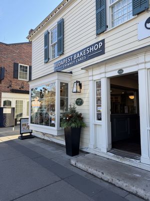 Budapest Bakeshop by null