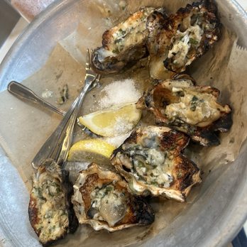 Lure Fish House - Seafood Near Me - Porter Ranch, California