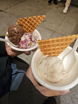 Jeni's Splendid Ice Creams by null